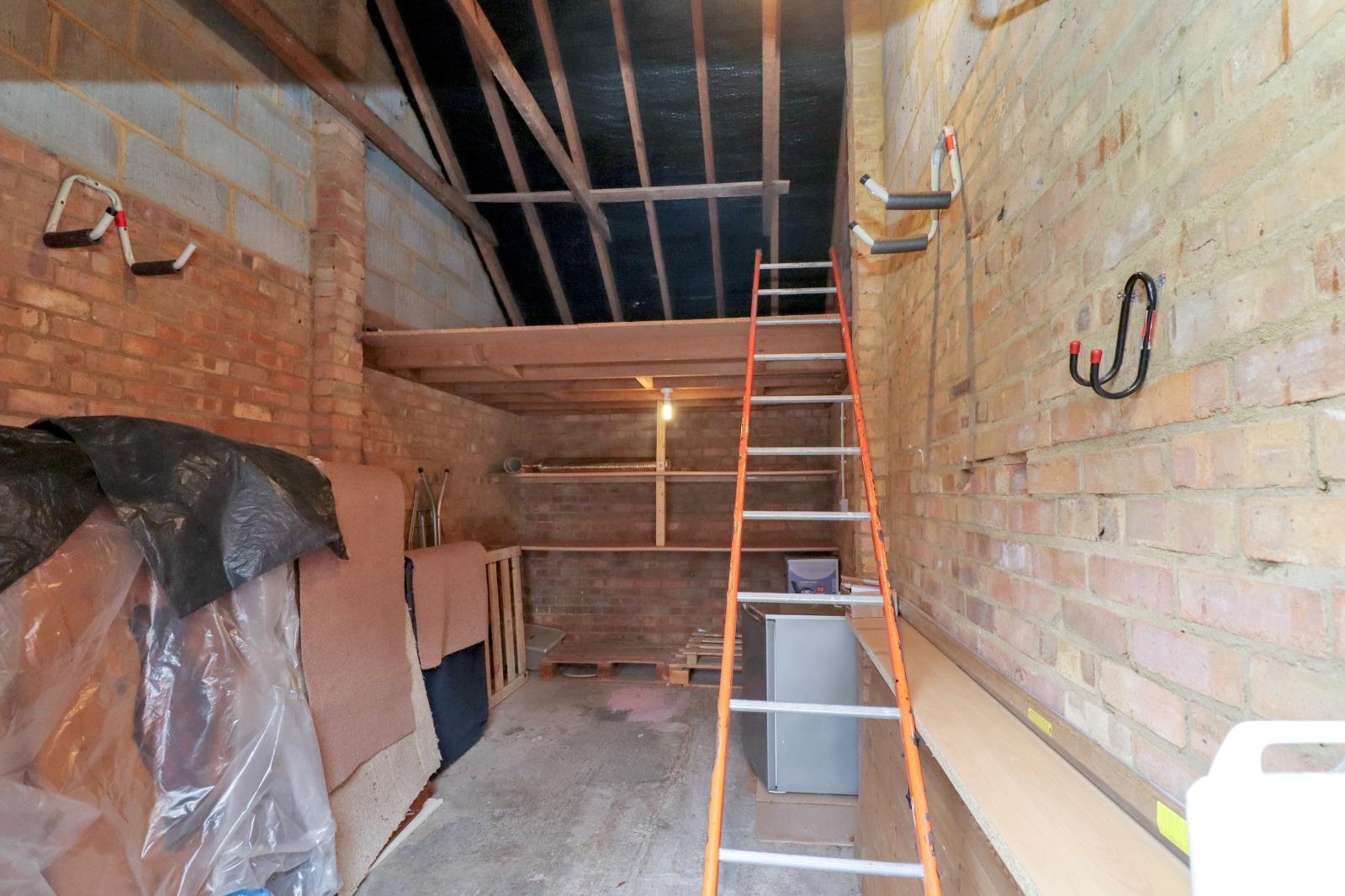 Property Image f651ecb4-693d-46ad-9c10-9a8d885d2984