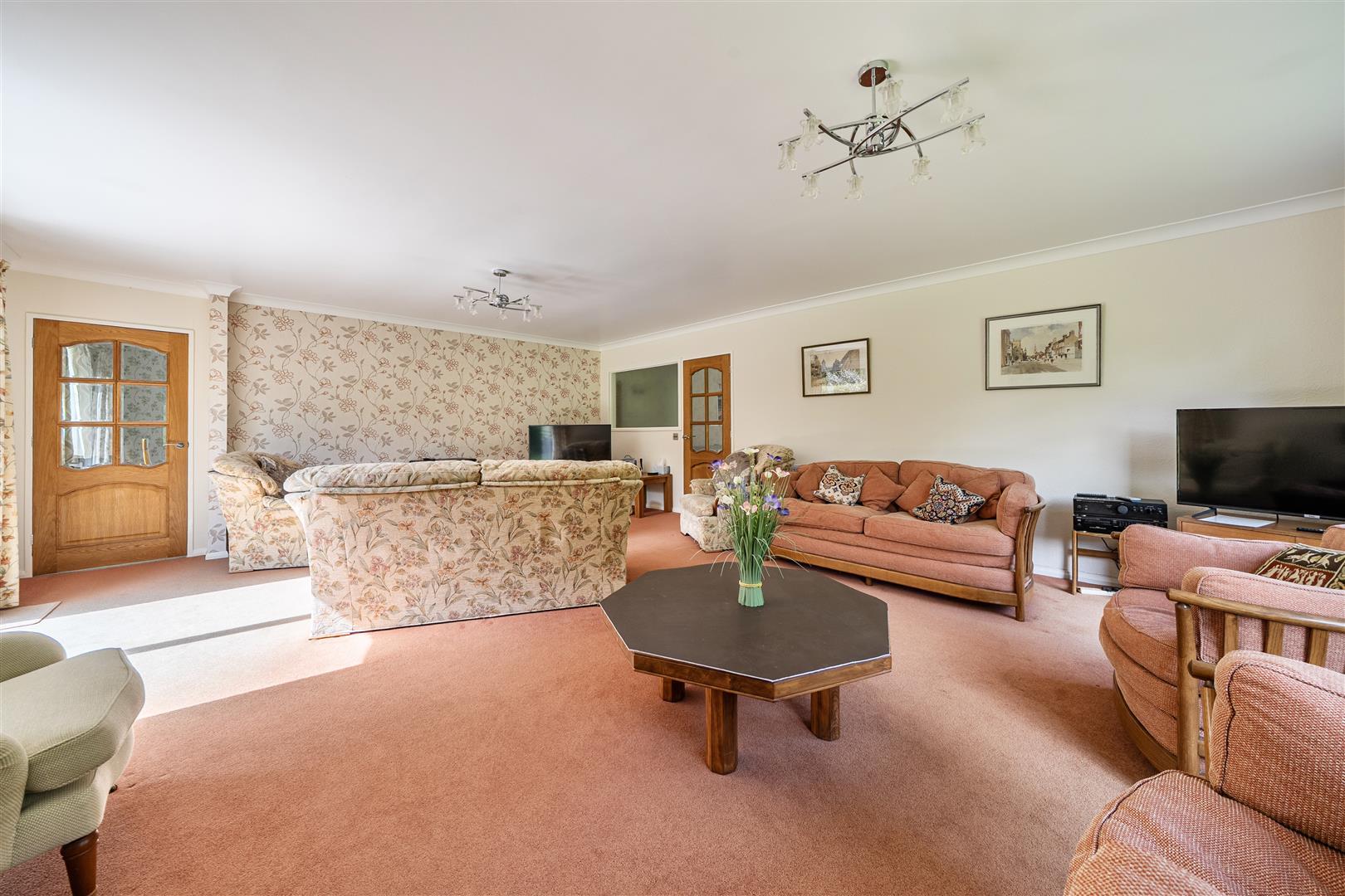Property Image f66250c9-fcd8-497b-bd0d-7c705d5faa8d