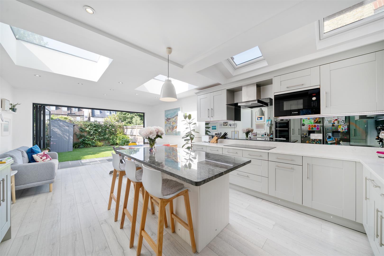 Property Image f66c6833-b0e5-4068-acfe-72dbd7792ce8