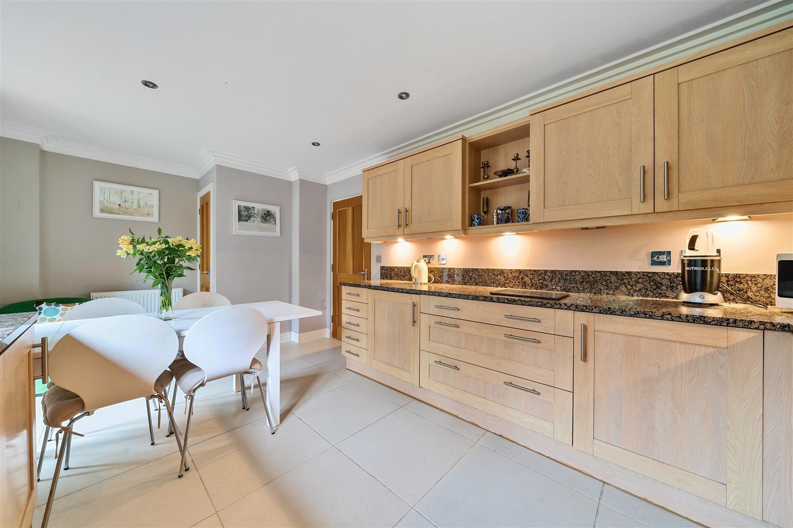 Property Image f6737141-2fcf-46cf-8bd4-94f784ccf1b0