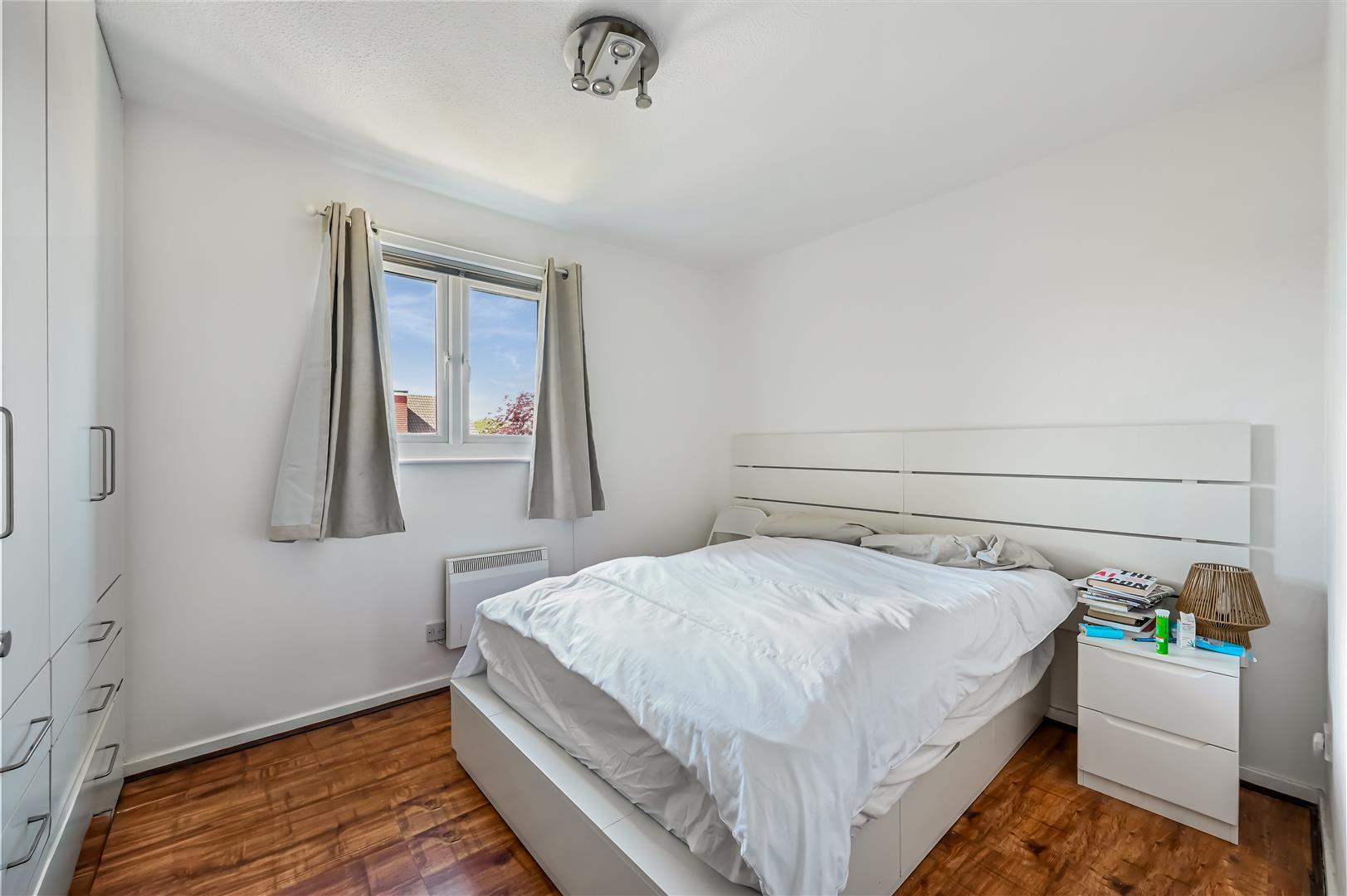 Property Image f6760e5a-b30b-4c26-8578-0bf9992202d8