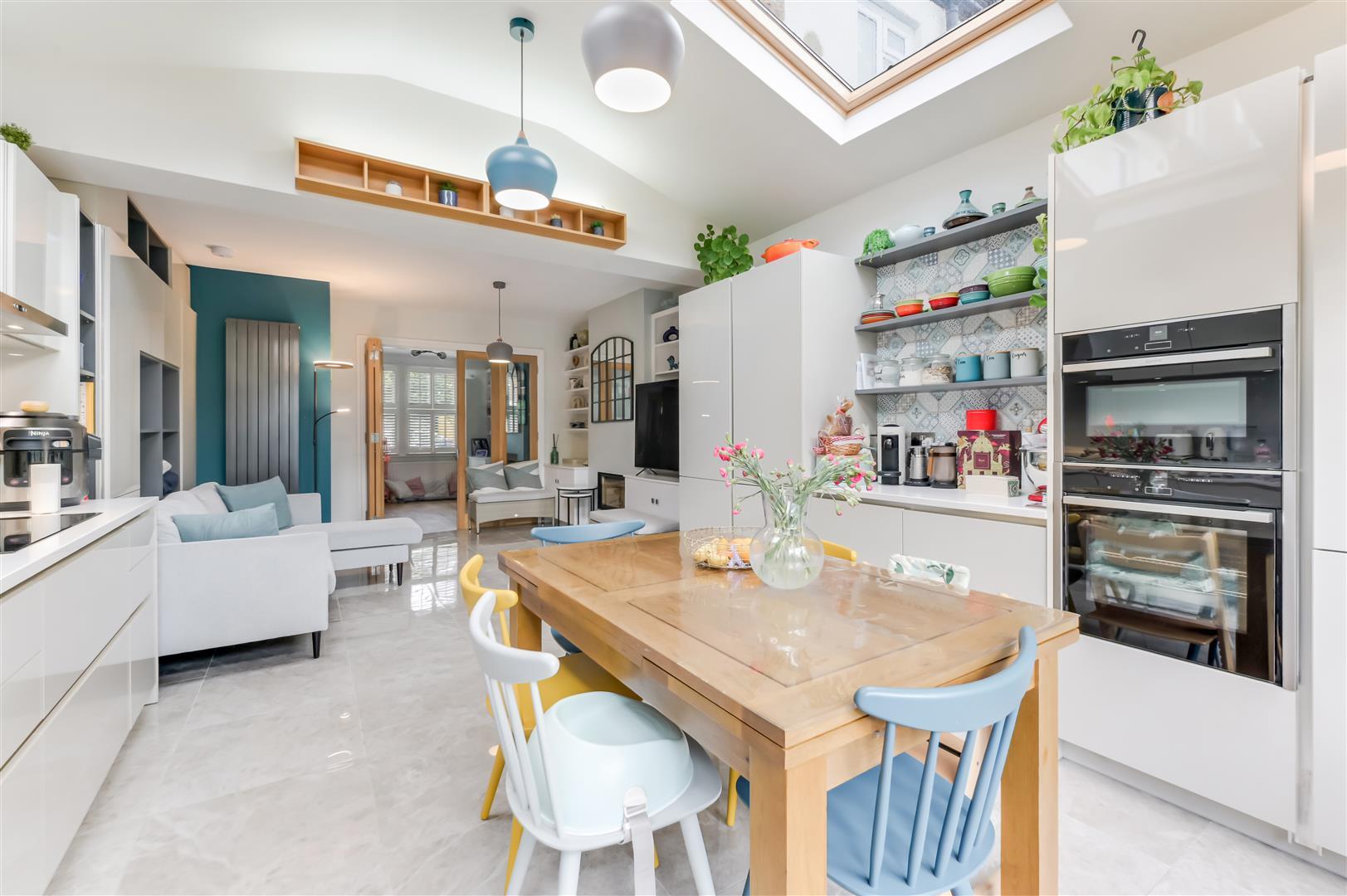 Property Image f6770135-1c02-43cc-bca3-8fdaa52497db
