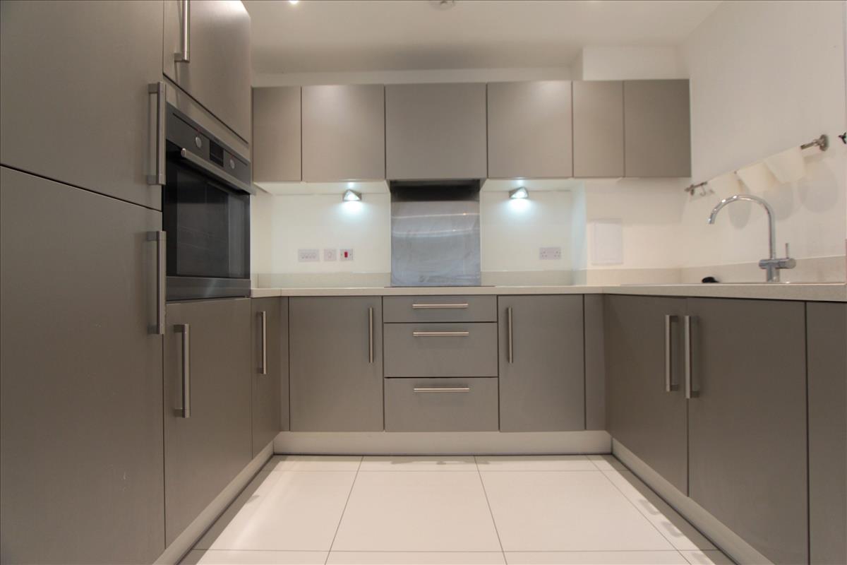 Property Image f67df791-d052-445d-930a-3470cb920727