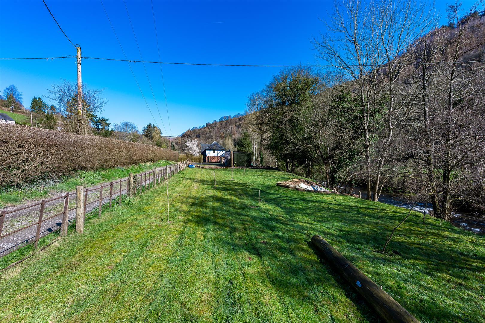 Property Image f680d188-0073-4b1a-8141-a44516b0ee82