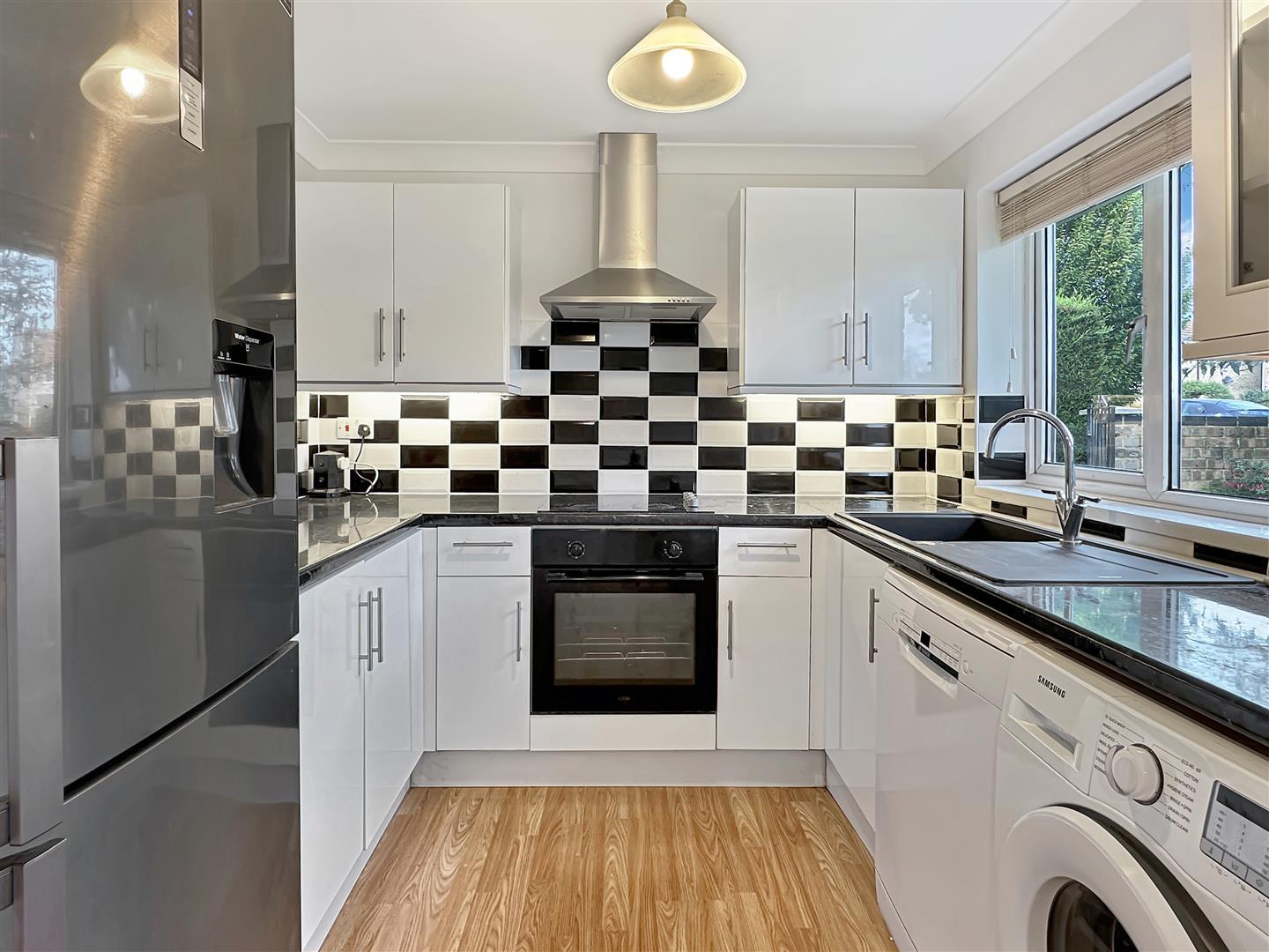 Property Image f6829e52-1fe0-4e6b-976c-21d32c0ccb7f