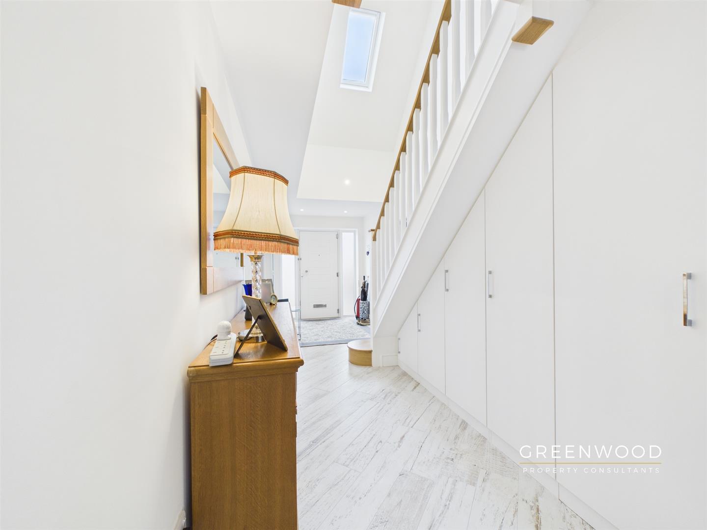 Property Image f6913be7-bf9c-438b-a06f-d9c9b8b87ab8