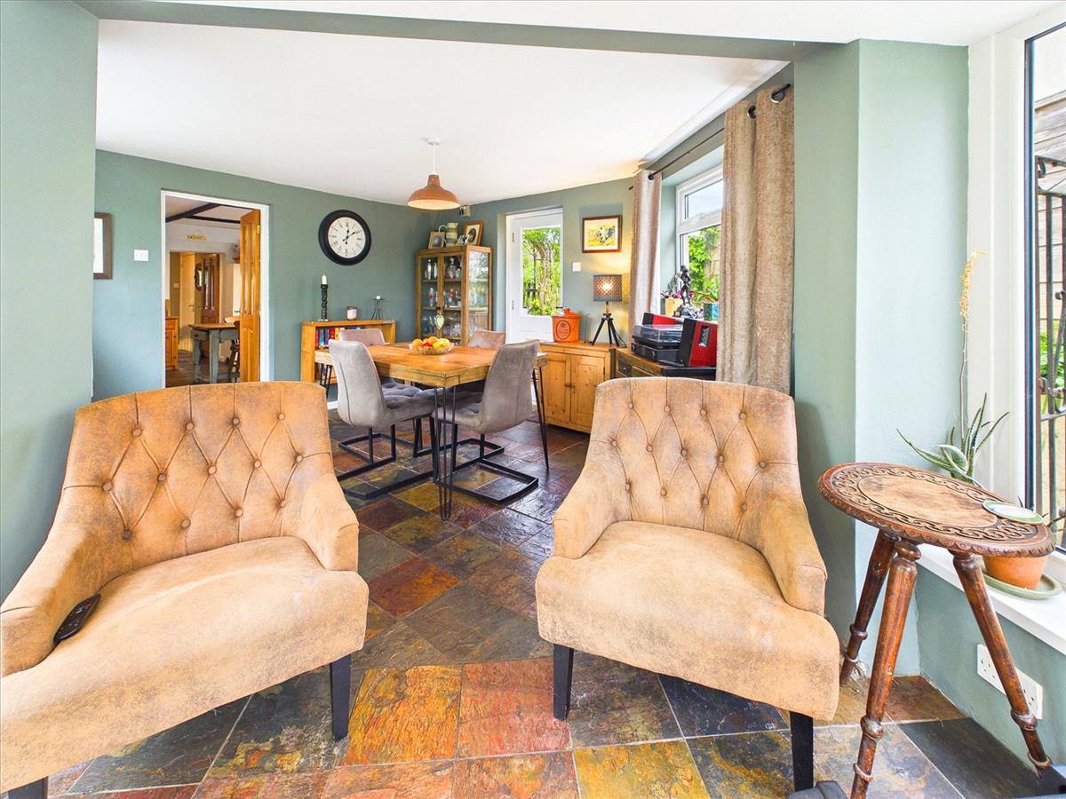Property Image f691e484-e908-4525-927b-2bf91108d2a0