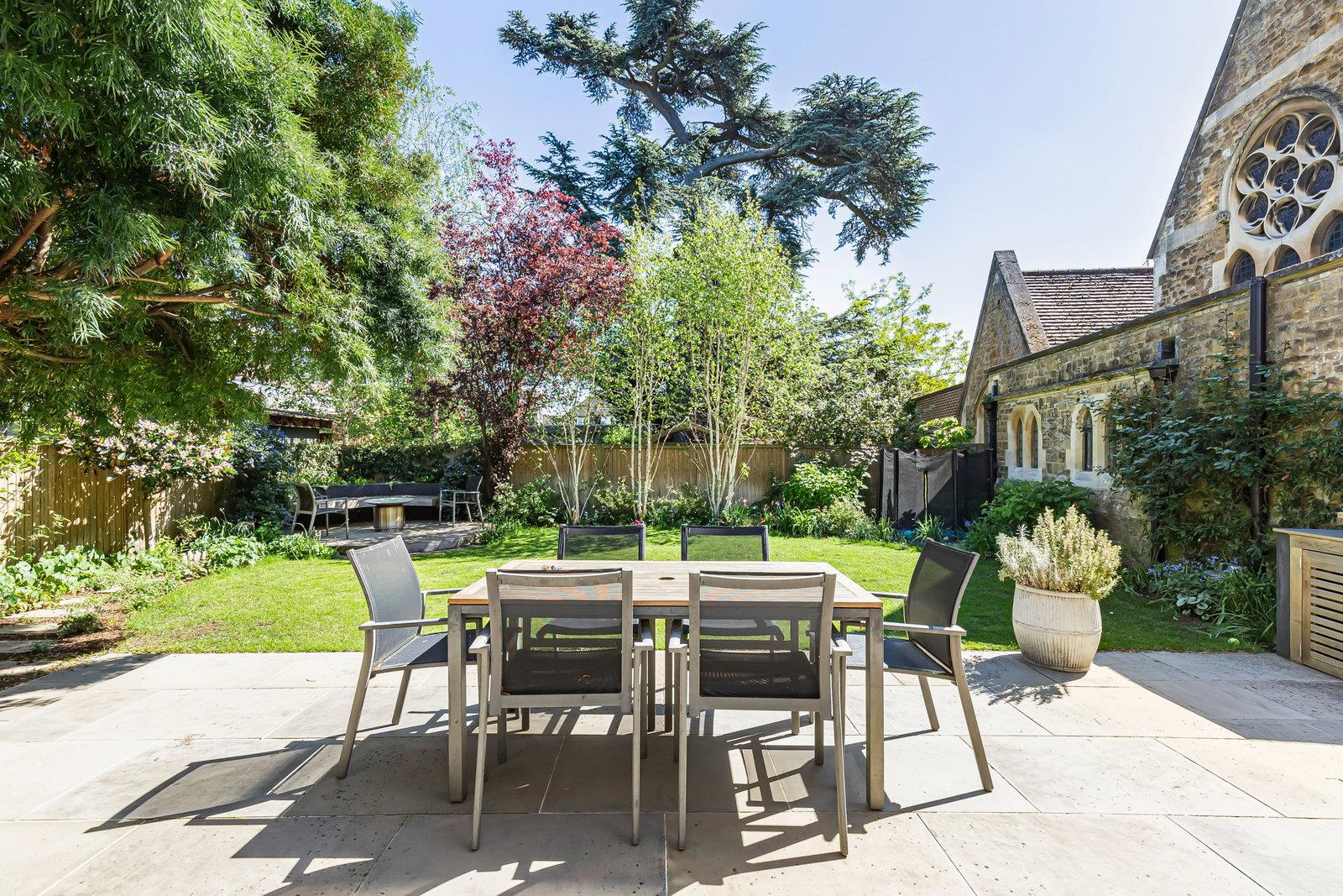 Property Image f6964237-c7b0-41e5-a744-52357ac851ae