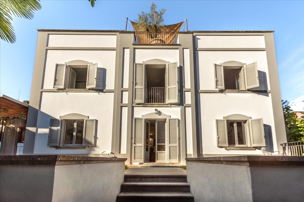 Property Image f6965521-ce73-4b53-aa15-ff21e4d87436