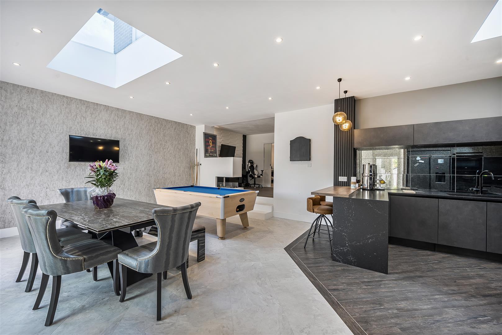 Property Image f697bdcf-23ae-4a7d-93b2-6fe074d4a376