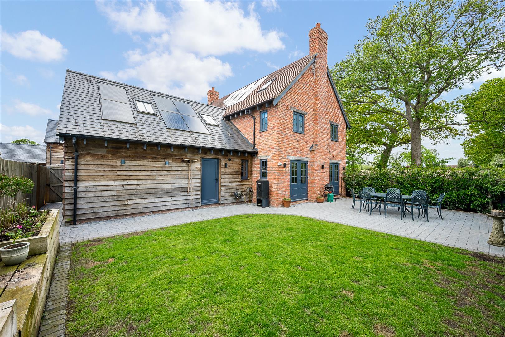 Property Image f6abe04f-ebbf-4558-ab1c-f802bea8b7d7