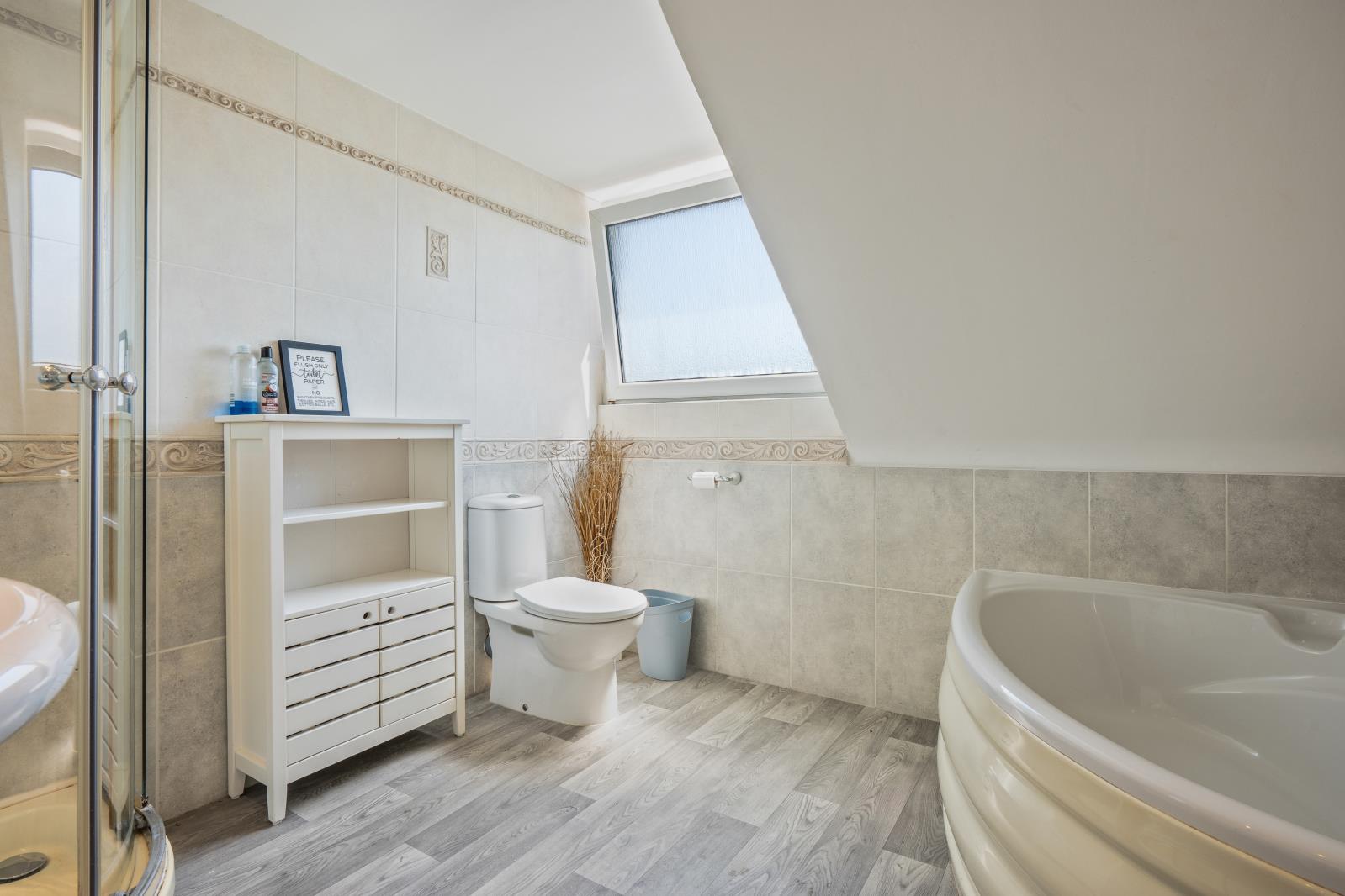 Property Image f6ad2d55-d77c-49bb-bb8c-93e8a8ad9449