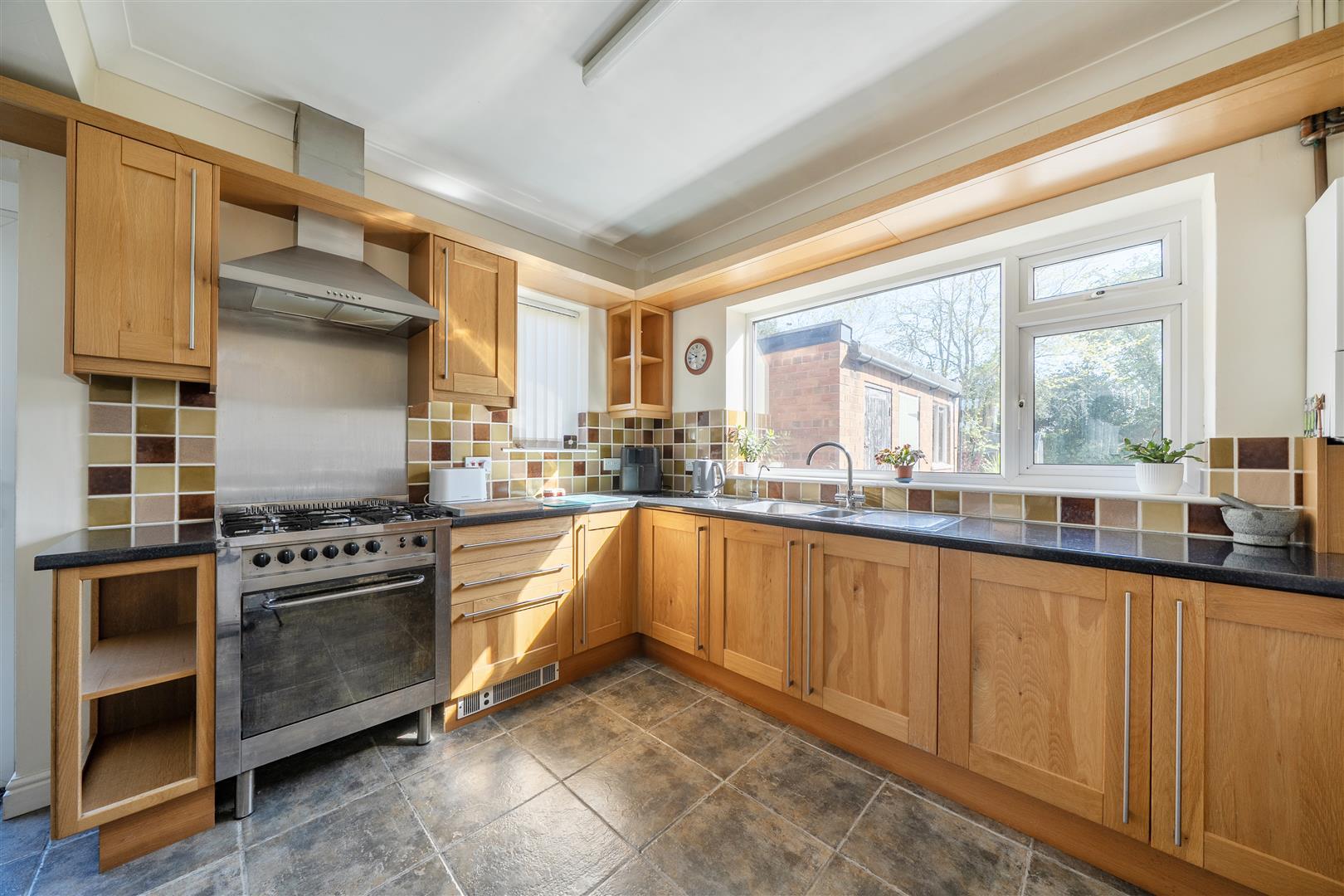 Property Image f6d8b334-1a5f-4b9b-97e0-cd7c90911ed9