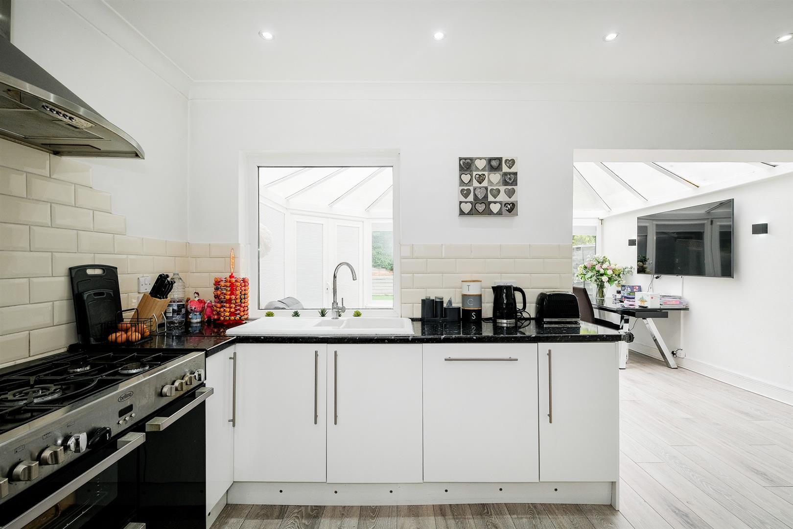 Property Image f6e0afe4-5046-4d91-be4c-2593819d0271