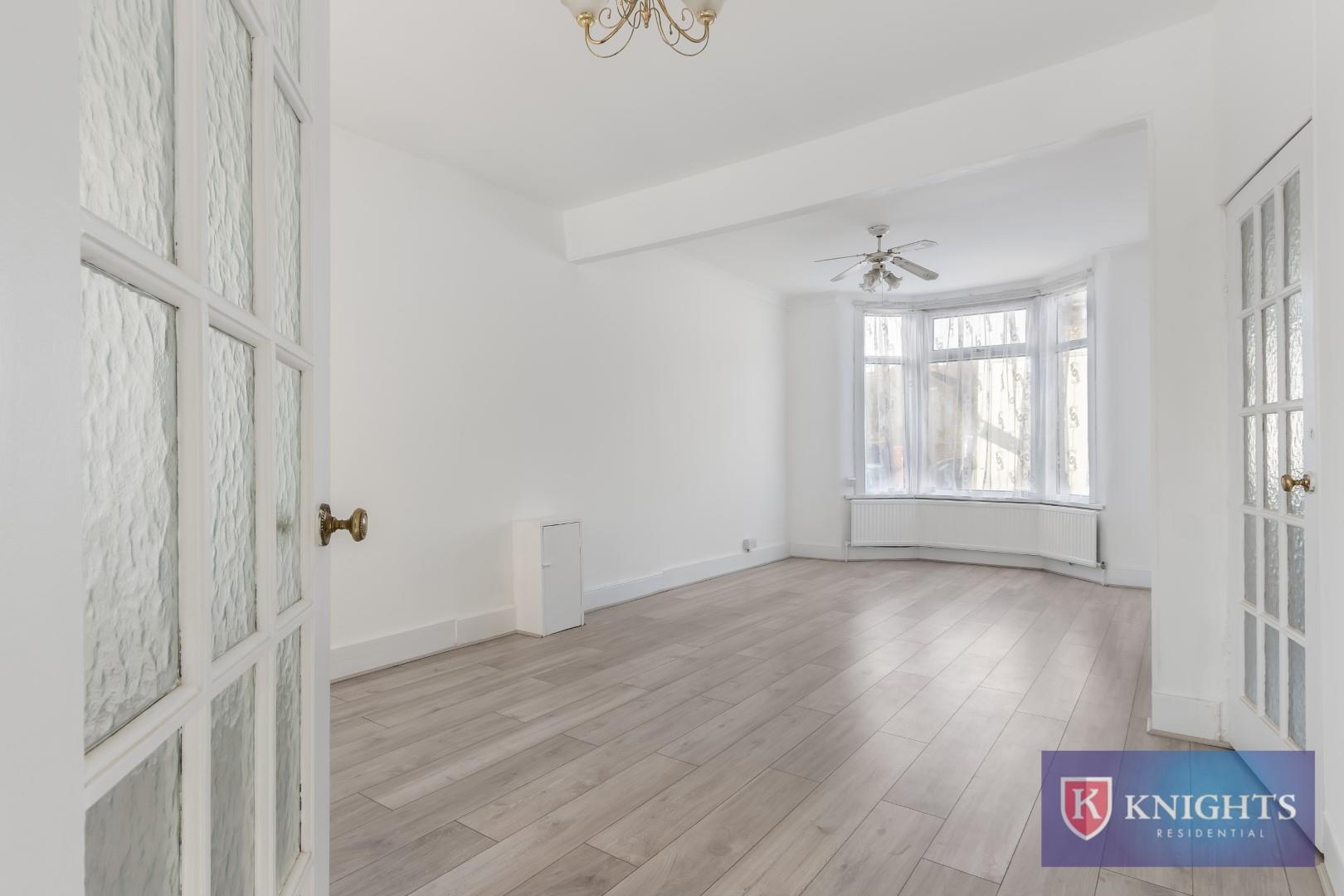 Property Image f6e7fcd2-5bb0-4ac5-8dbd-86f3096718e7