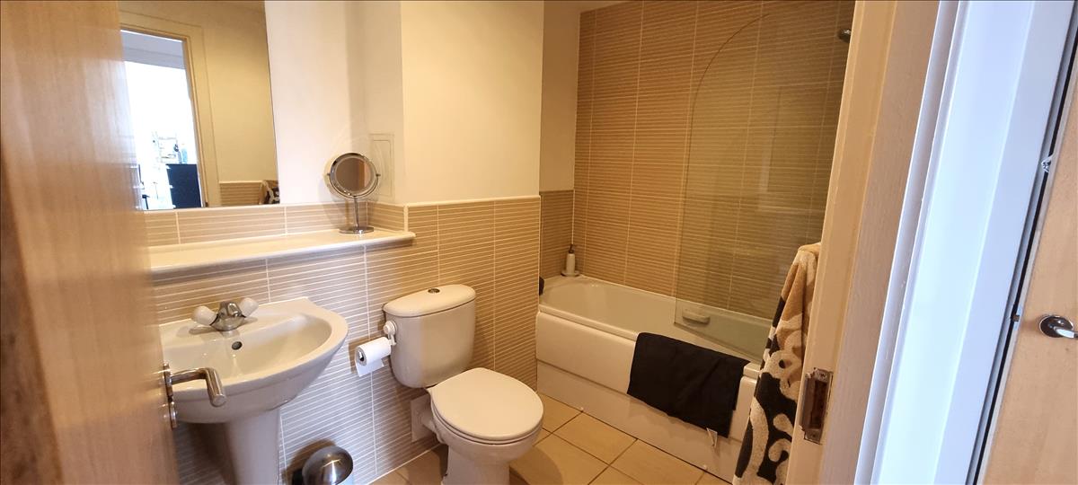 Property Image f6e9603a-82cc-4d3d-9f3d-4bb834e9ee18