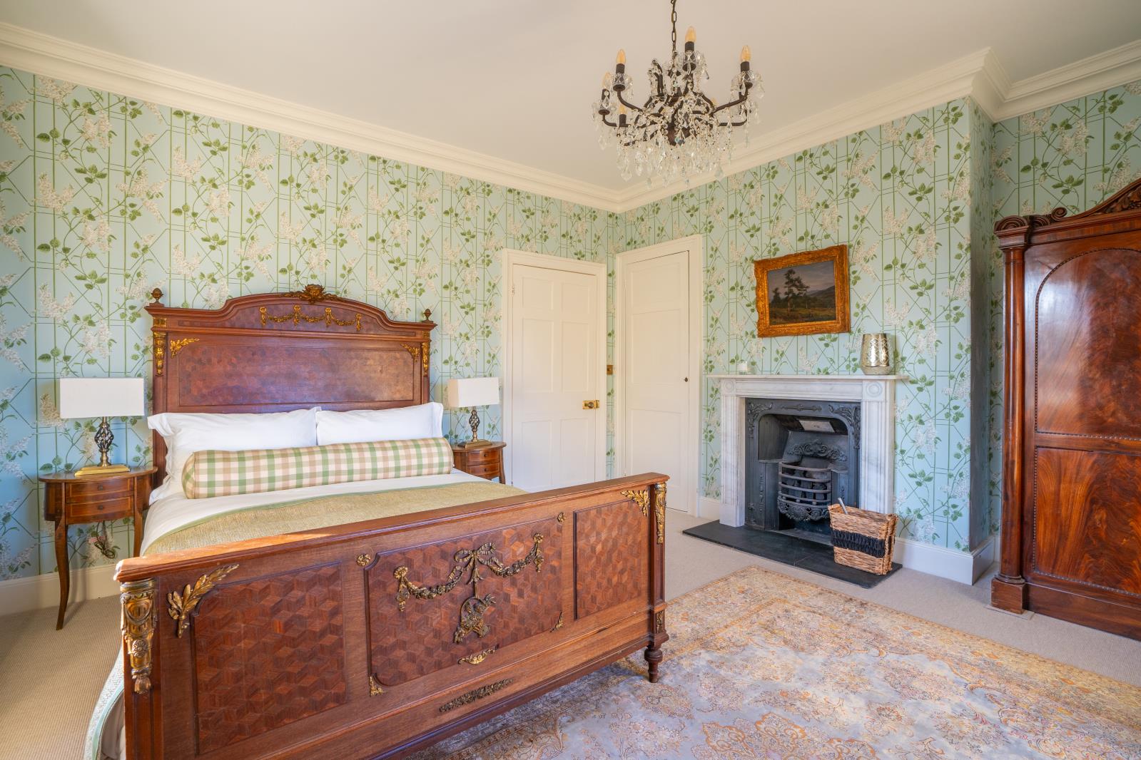 Property Image f6eb8249-34db-457f-a29a-368e14d2f47e