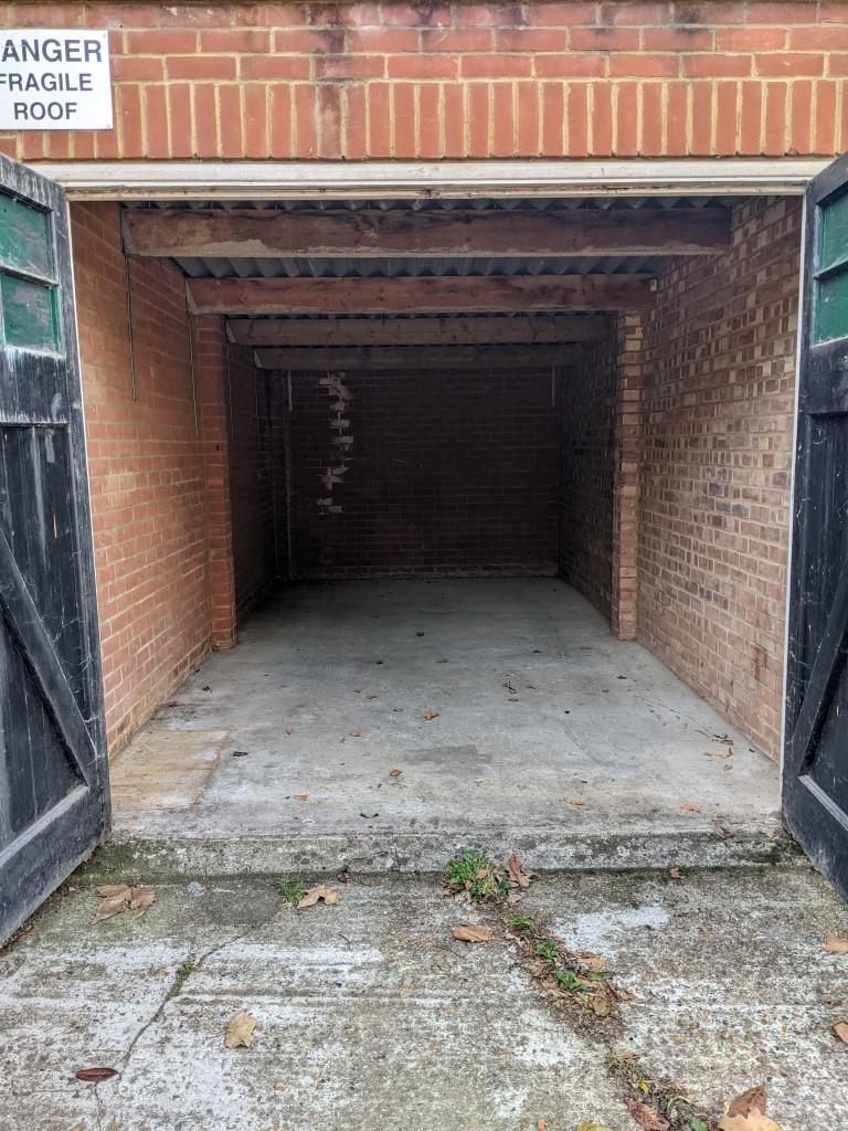 Property Image f6ec0fcd-8e6c-4e3b-926c-d589f41b58b1