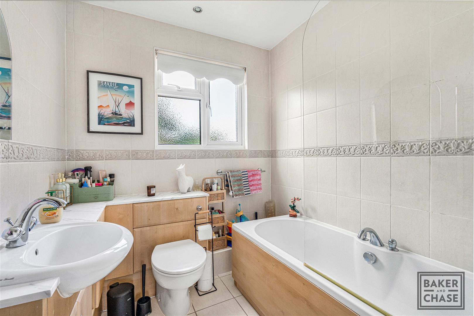 Property Image f6fa9f3c-1e72-4a72-8805-fb141d6d17c6