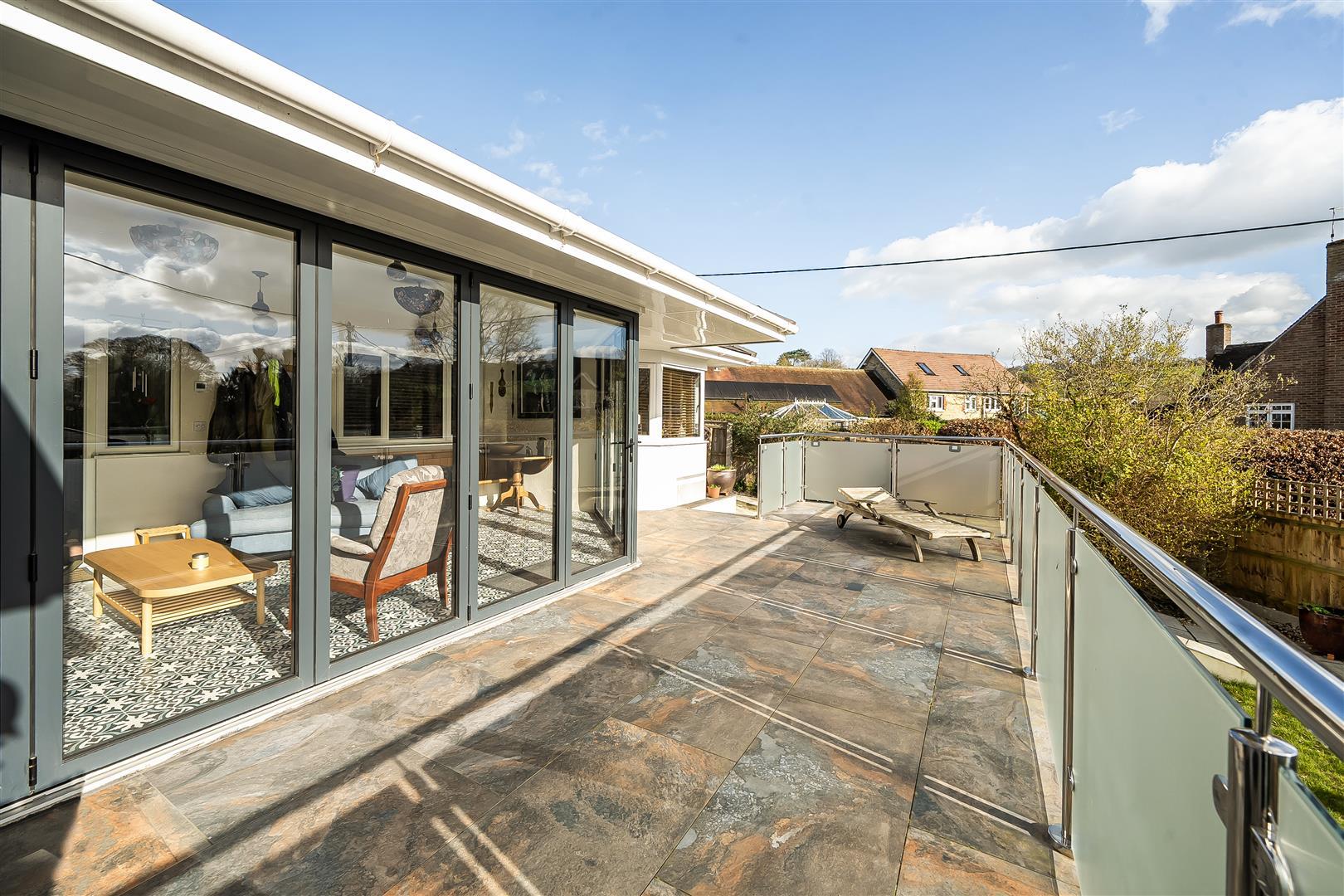 Property Image f6fe0d26-805d-4156-84d5-a4b91d83d431