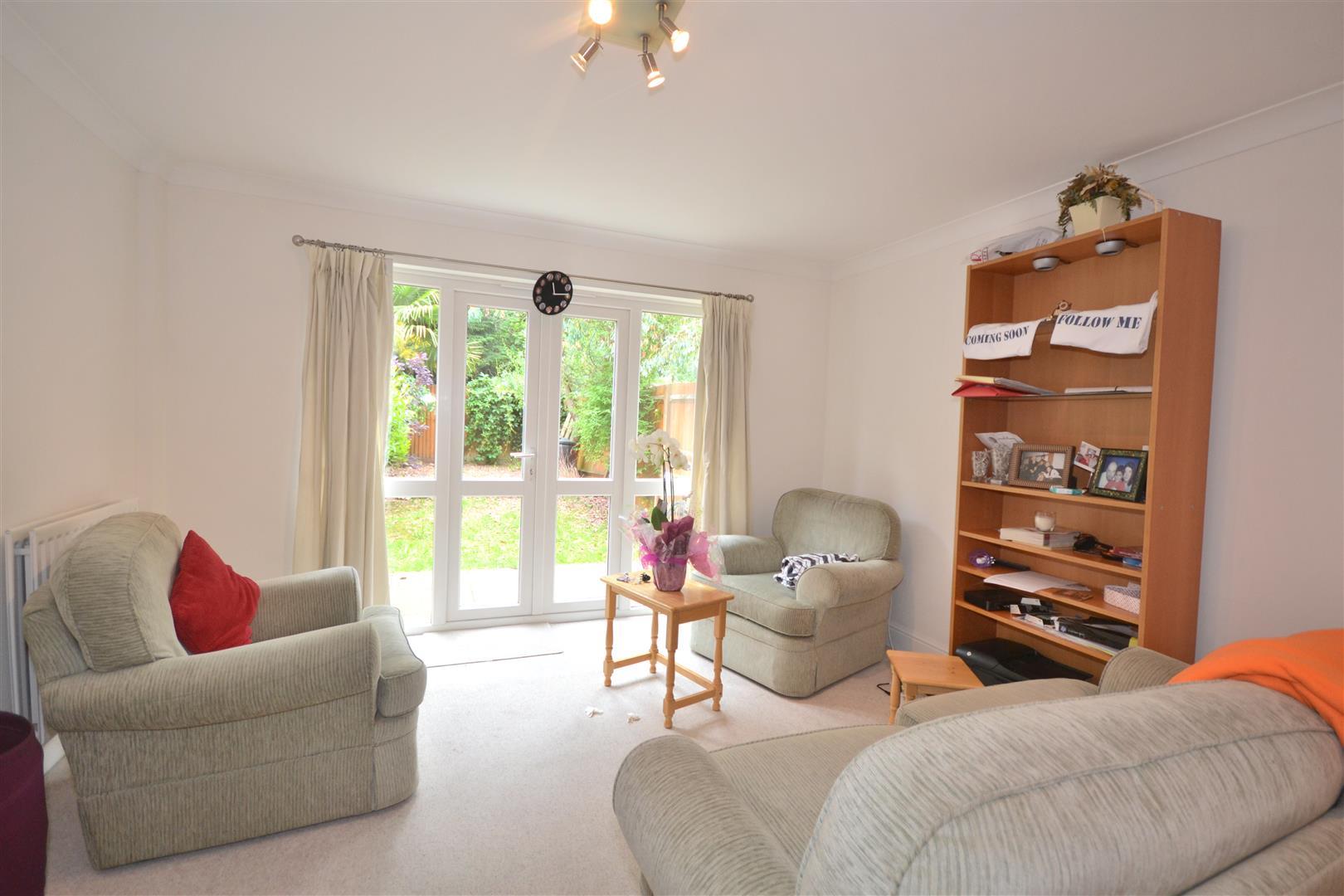 Property Image f70bc1d2-69e7-4546-9998-adef1b4f6bb6