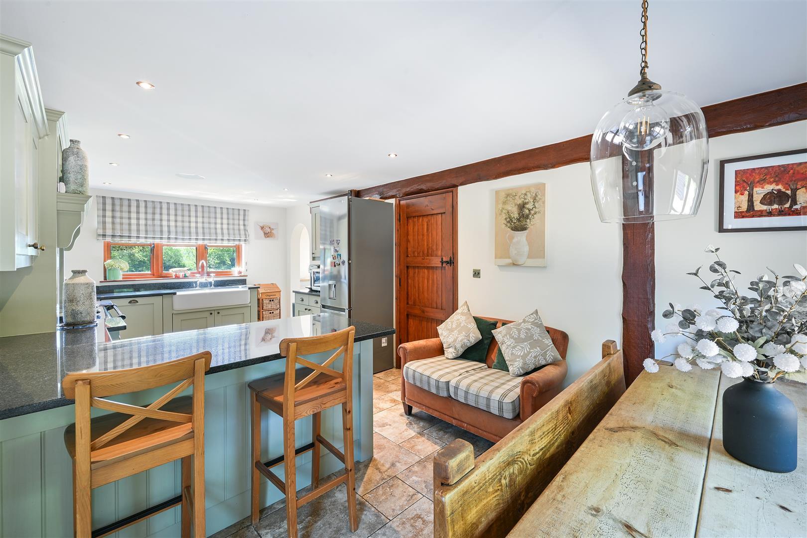 Property Image f71135cb-fe37-4c29-b14f-a26964b2aa24