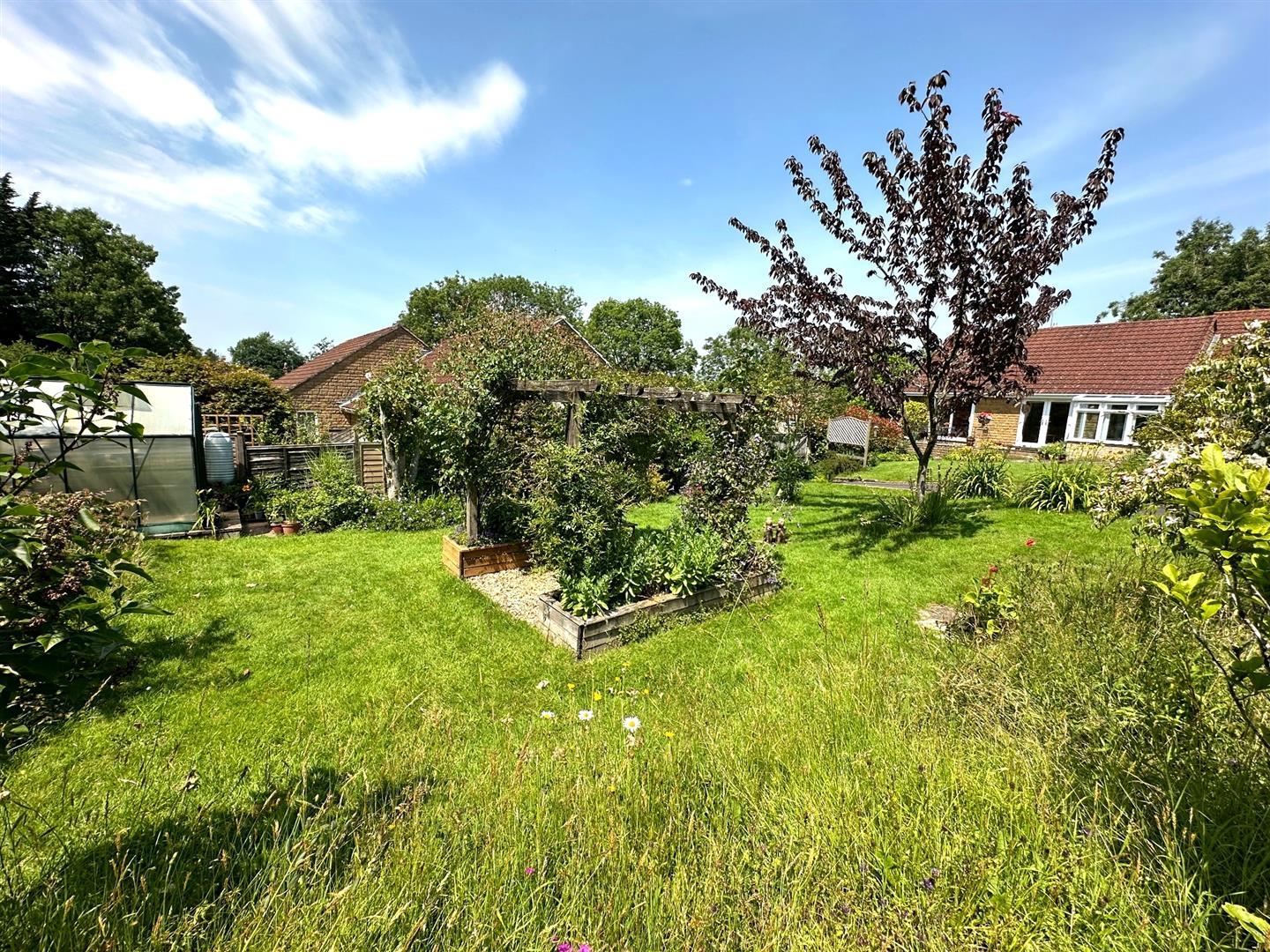 Property Image f71bb2d7-3940-473b-8196-807228964435