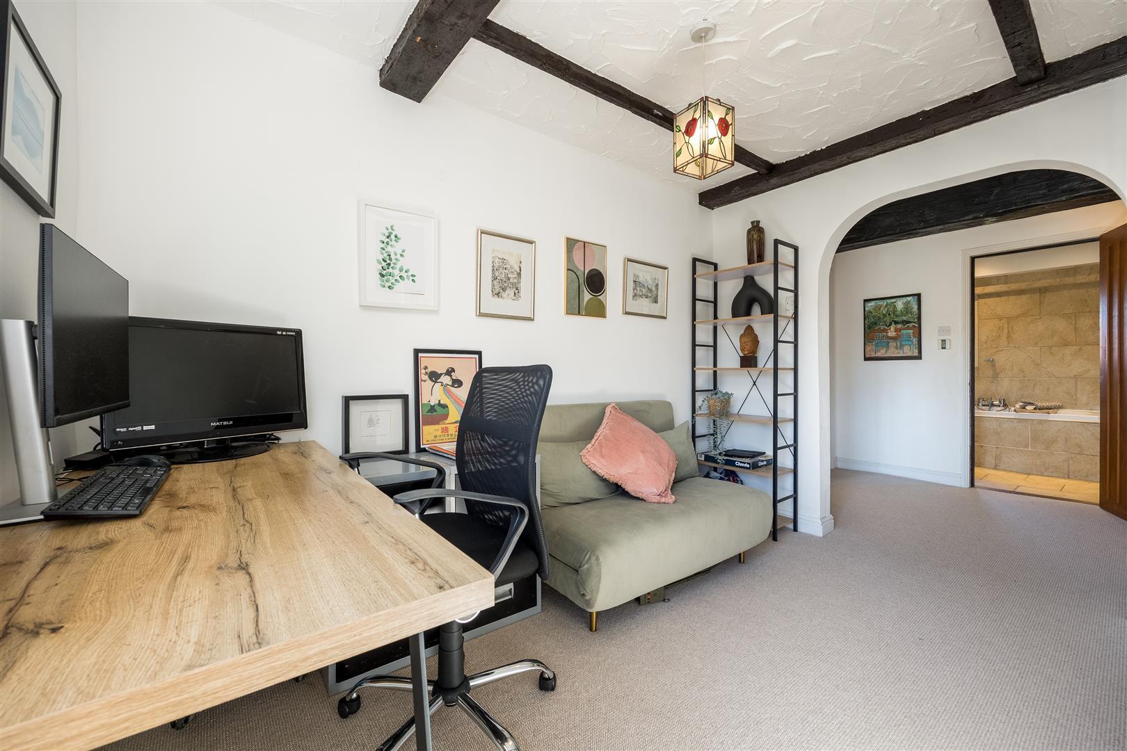 Property Image f71cf83b-47b8-4c3d-89d5-13811e8cd430