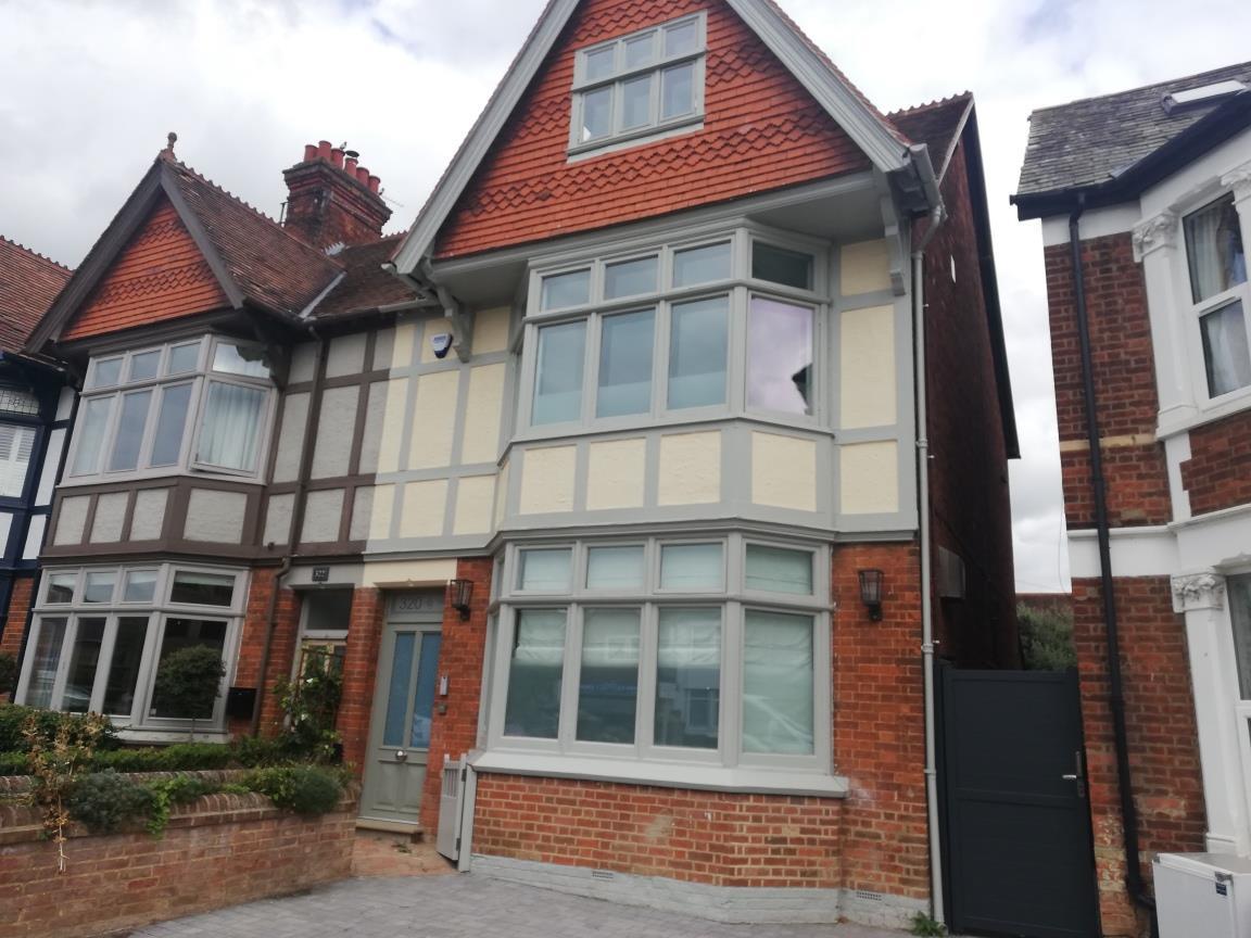 Property Image f7243a5a-ac0d-4344-b6c4-942ee07679d4
