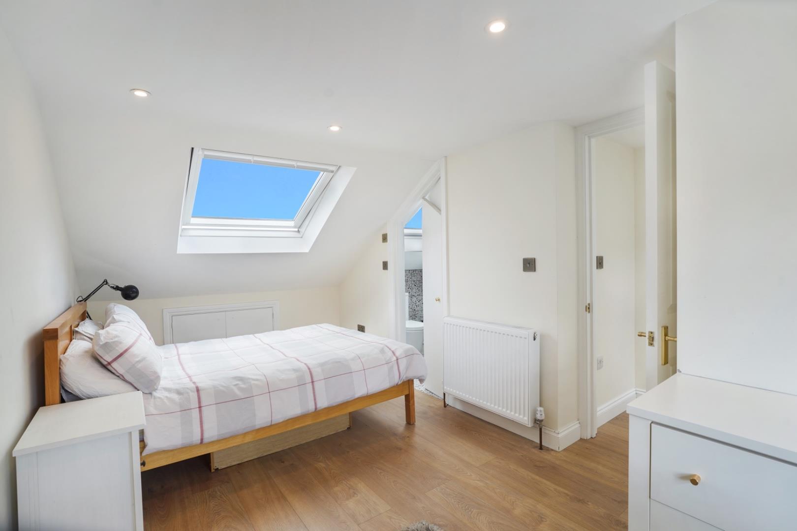Property Image f74bb522-350b-41b4-bd32-ef63cae9df57