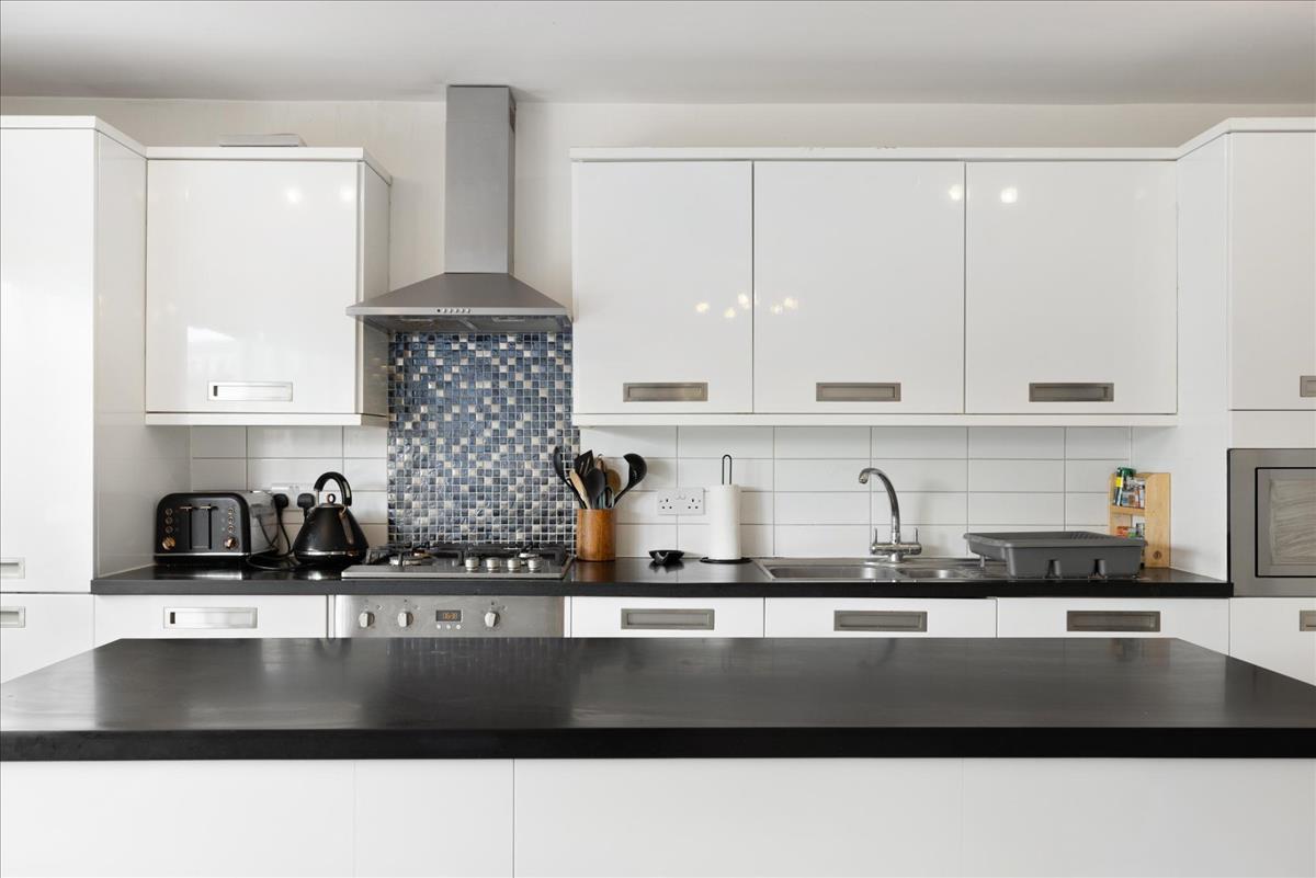 Property Image f74e9f1d-ac08-4b0e-a883-aa2dfcf7dc05