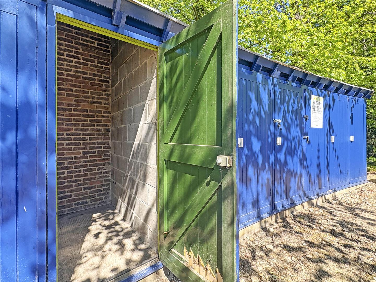 Property Image f754861c-38f6-4dd3-b0cf-edd4c77c61da