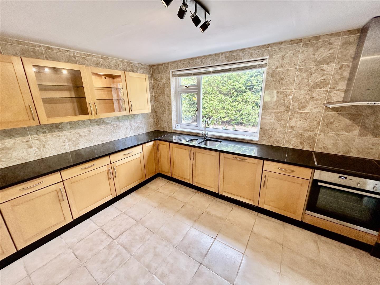 Property Image f755c891-e38f-478f-879c-36b4bf6a405e