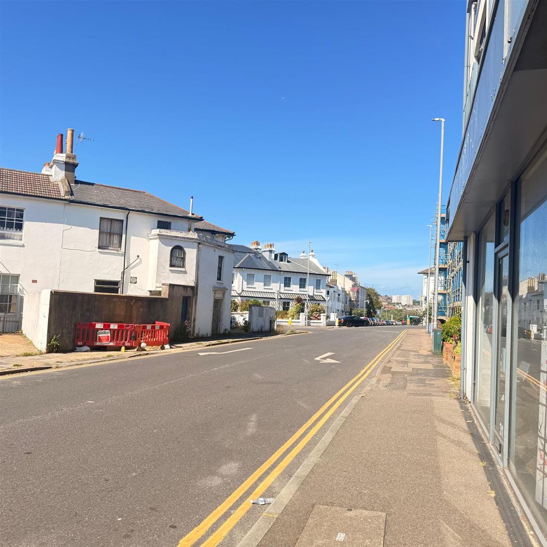 Property Image f75d3a20-b239-4a54-82d0-c3d2b3b24790