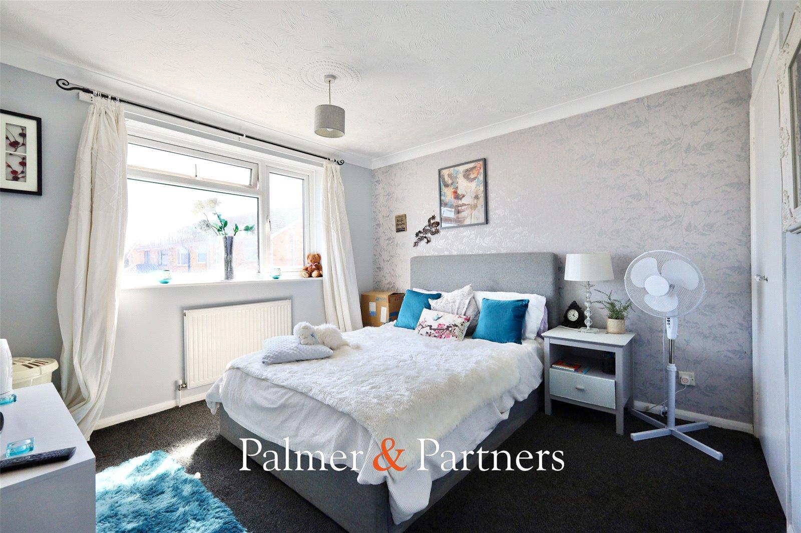Property Image f76fc892-3d87-43f7-bece-b7037936372d