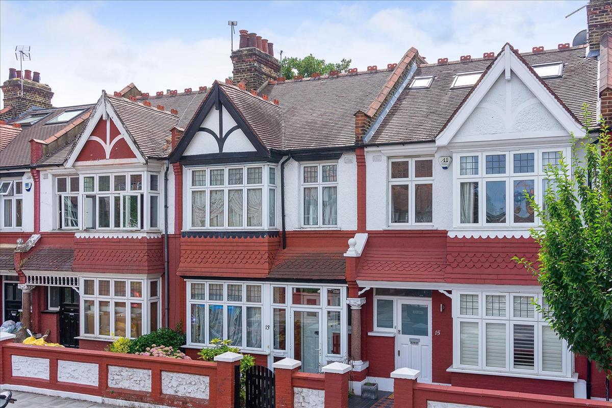 Property Image f7745625-613d-429c-9b75-fc953472eedd