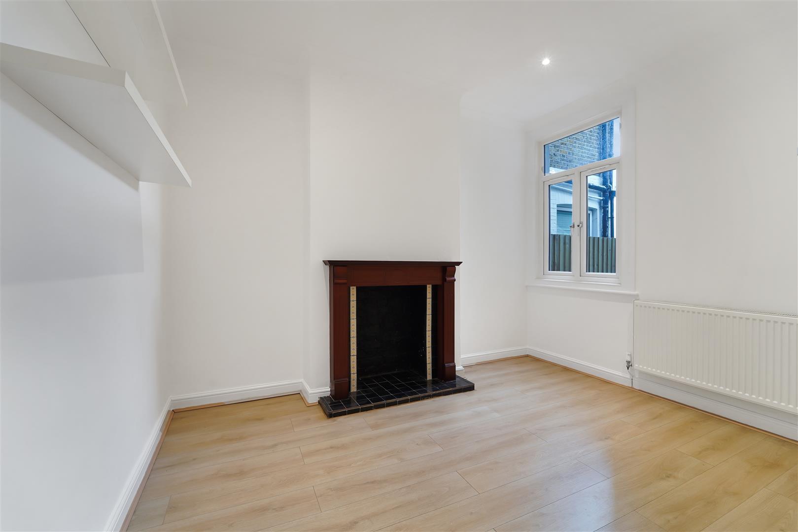 Property Image f77ad822-5c65-458a-a51a-f63b7c252efe