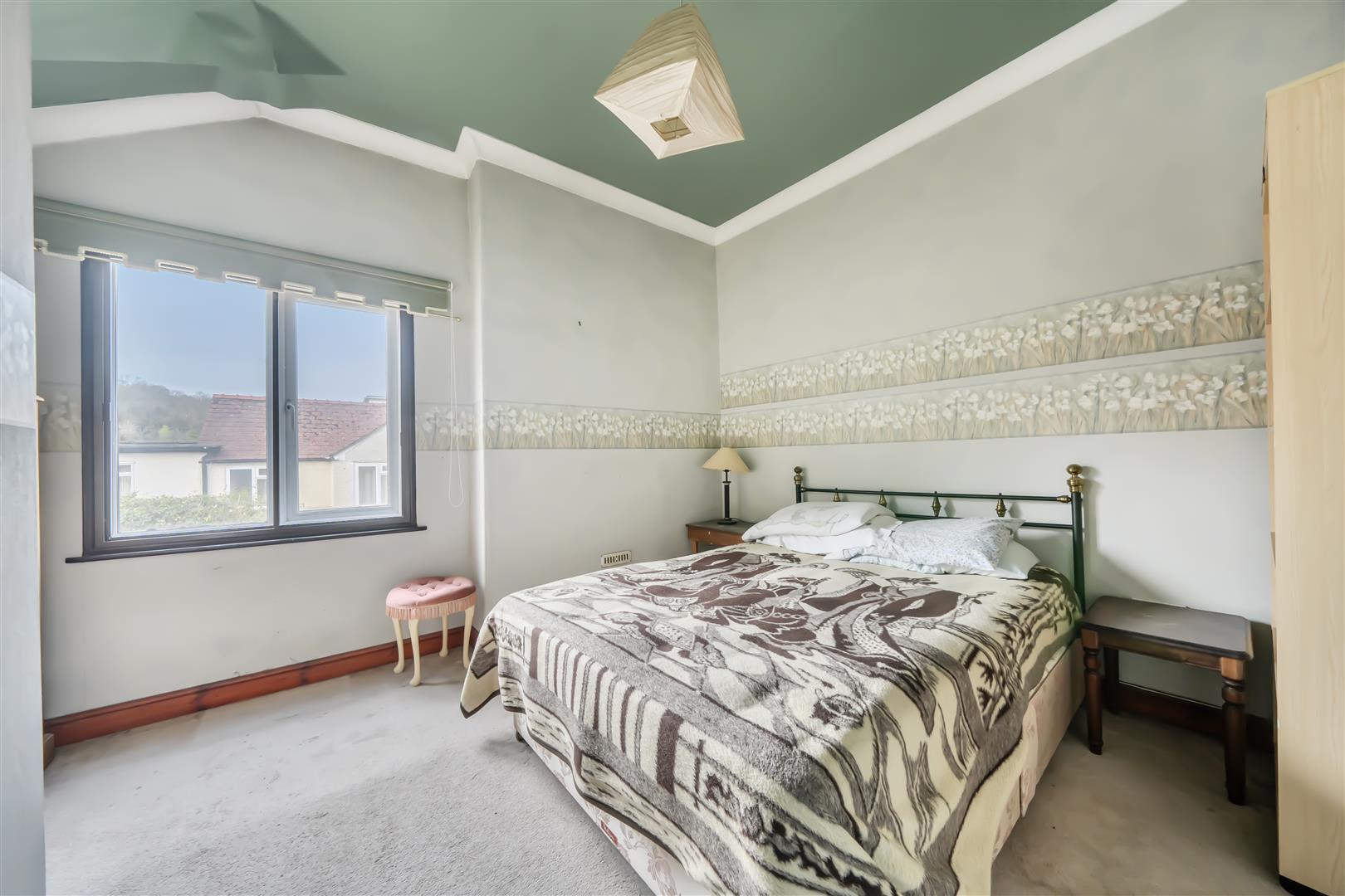 Property Image f7821057-60af-44c3-81b0-2bac9cd4910f