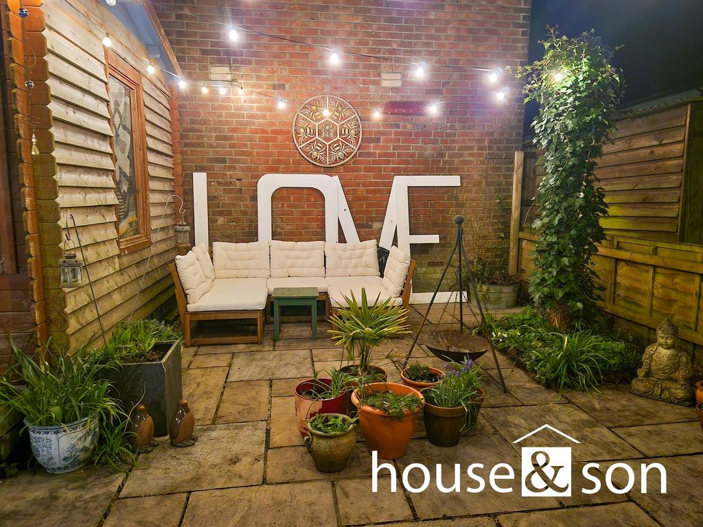 Property Image f783d9c8-2961-48ff-8c53-0ce291b3d2e7