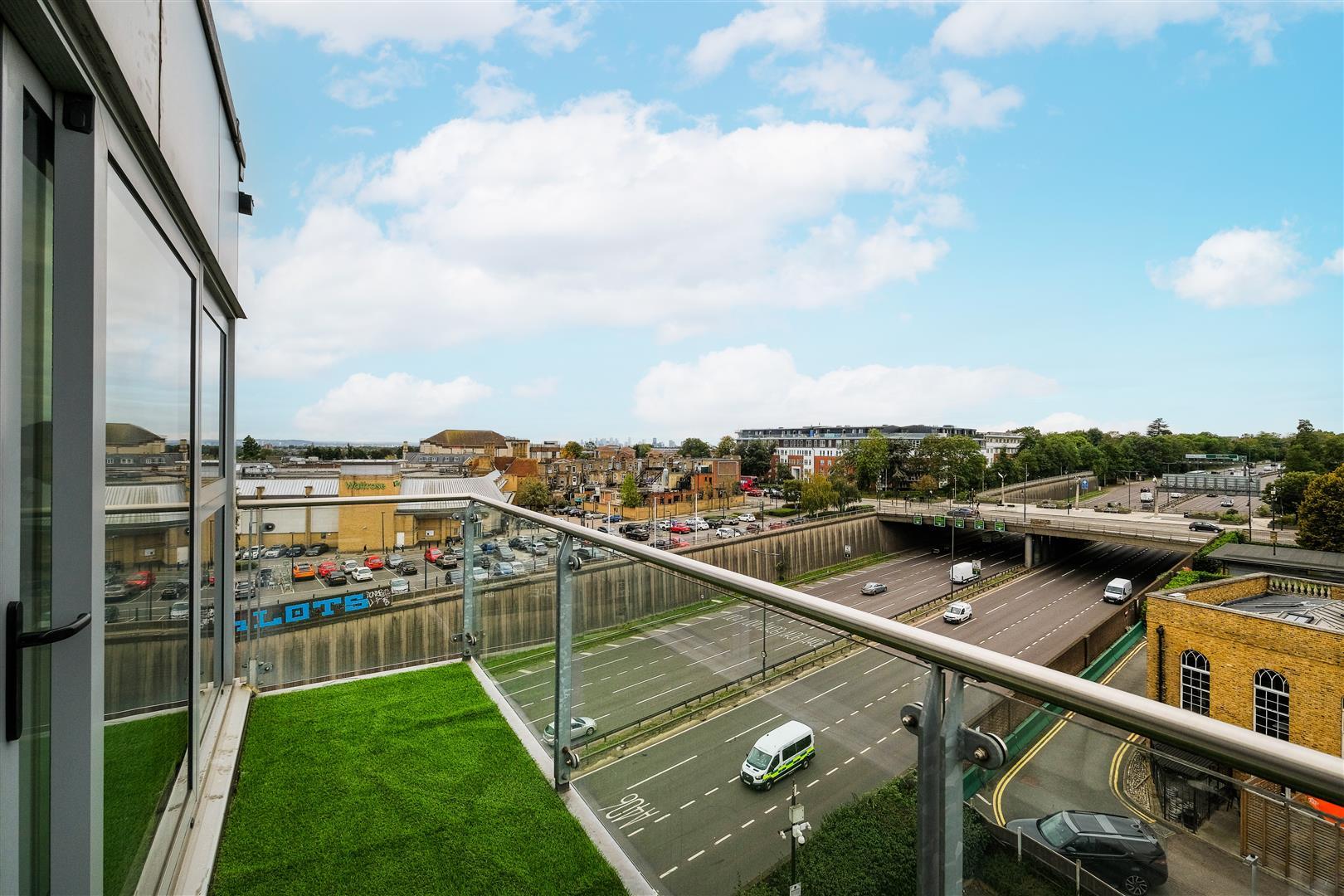 Property Image f78cf95a-28e2-4b19-b13b-c2c526f4449b