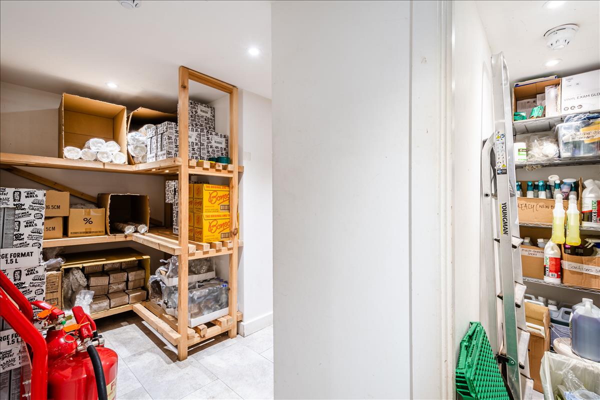 freehold for sale in Broadway Market 