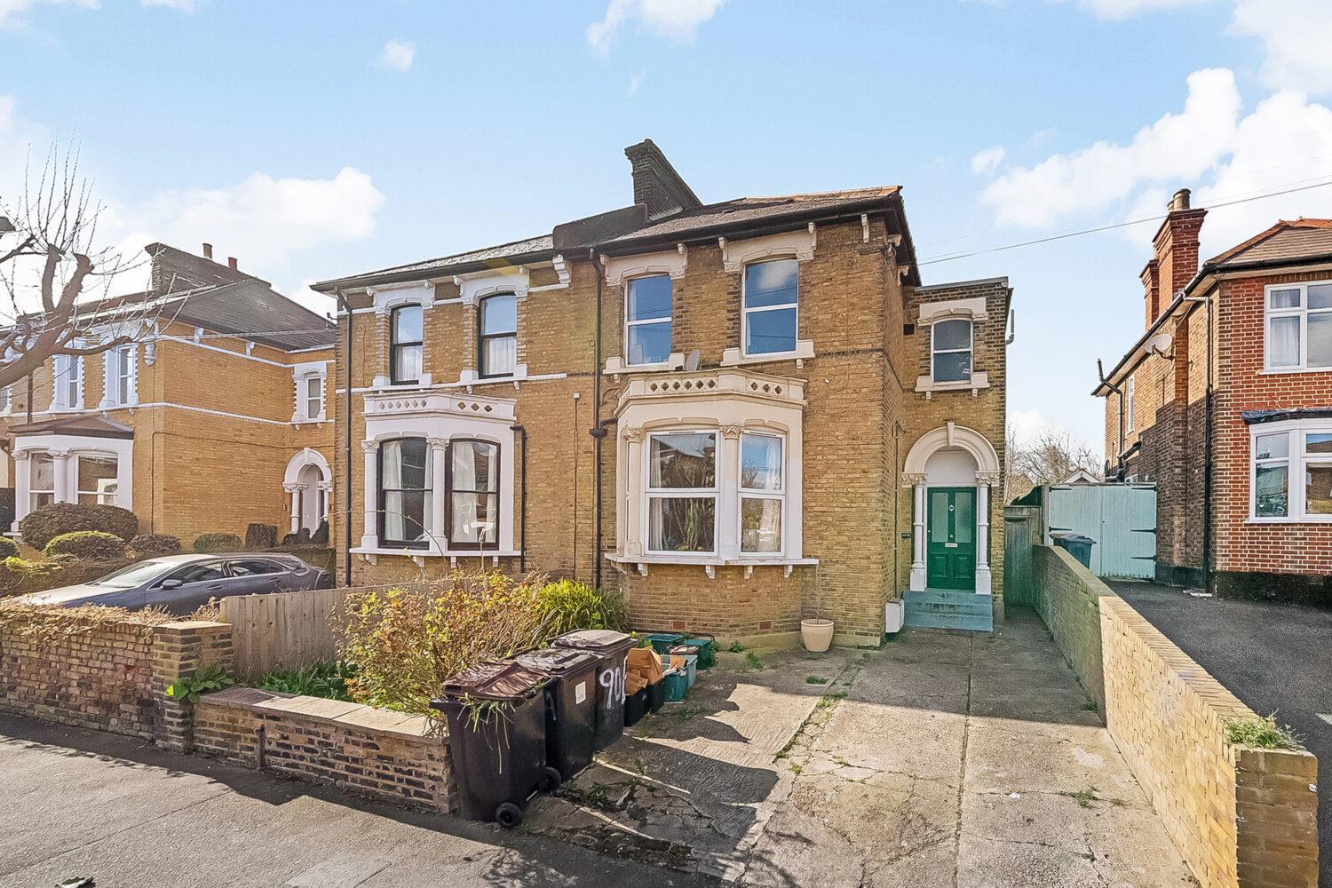 Property Image f79a998e-5b74-40b0-bef5-236d12199e1f