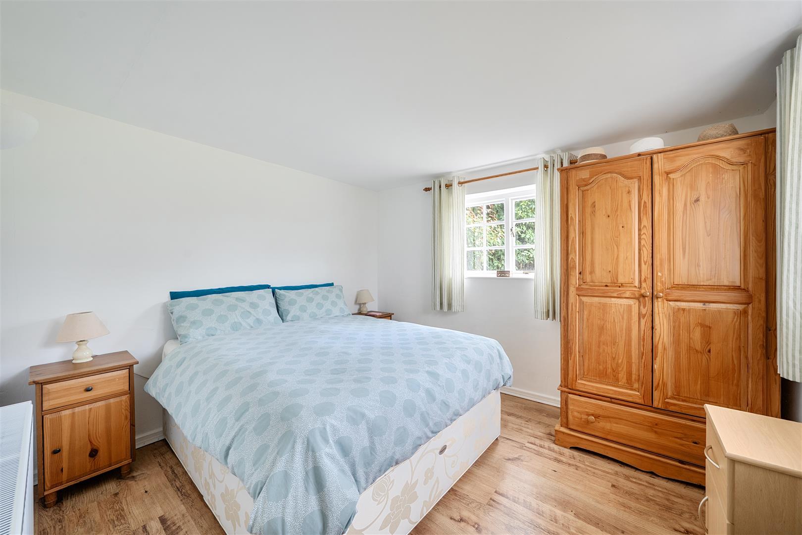 Property Image f79d71d2-74e3-4040-b2b6-ab492b9489a3