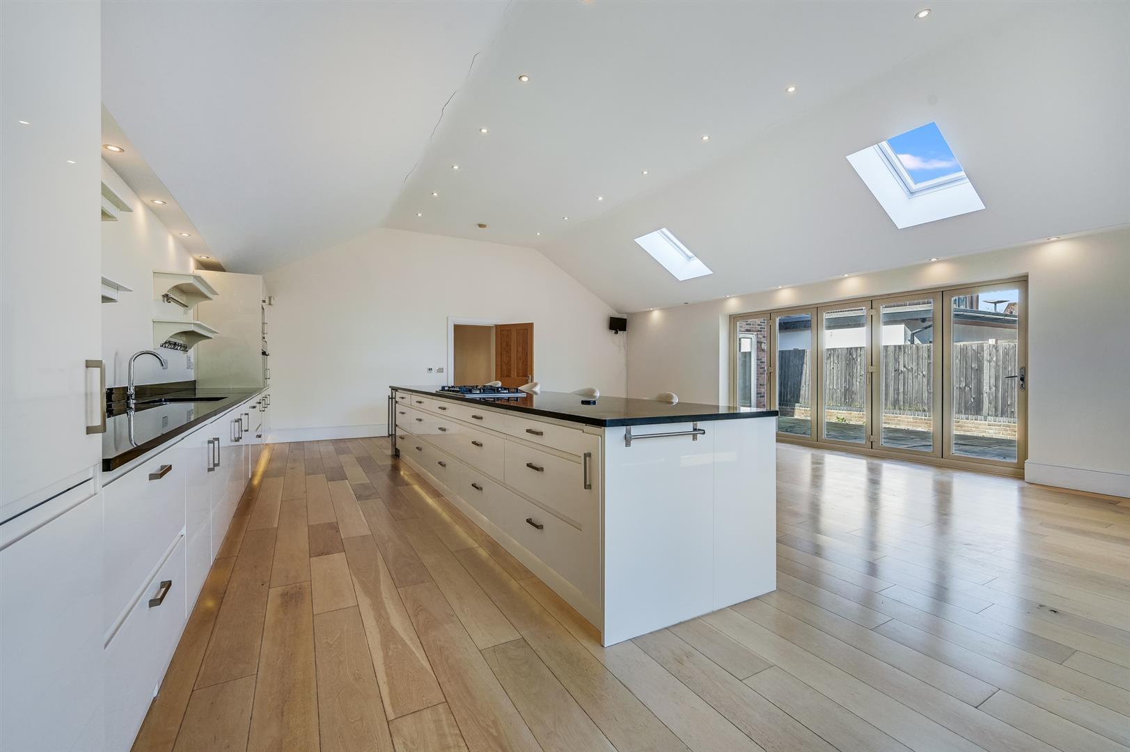 Property Image f7ae46d8-ffa7-42ab-b632-ca840049b527