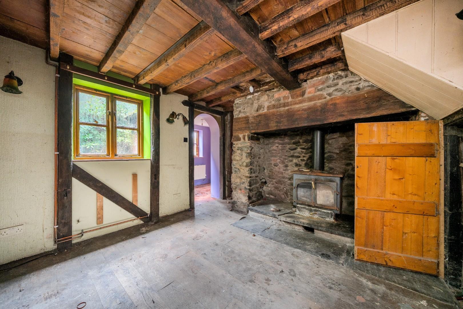 Property Image f7afaf02-b535-4186-8e0c-9810736849a7
