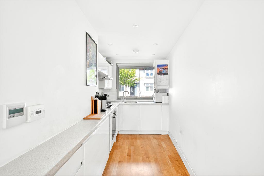 Property Image f7bdbfa4-1163-42e9-8869-b53fa5f758a1