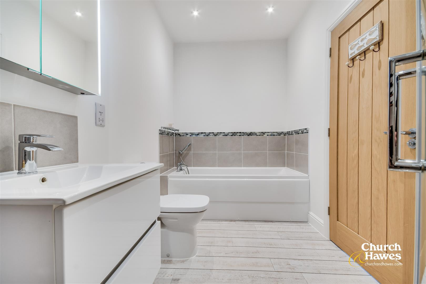 Property Image f7c069ea-5fb6-415f-9da5-c252e59bbd38