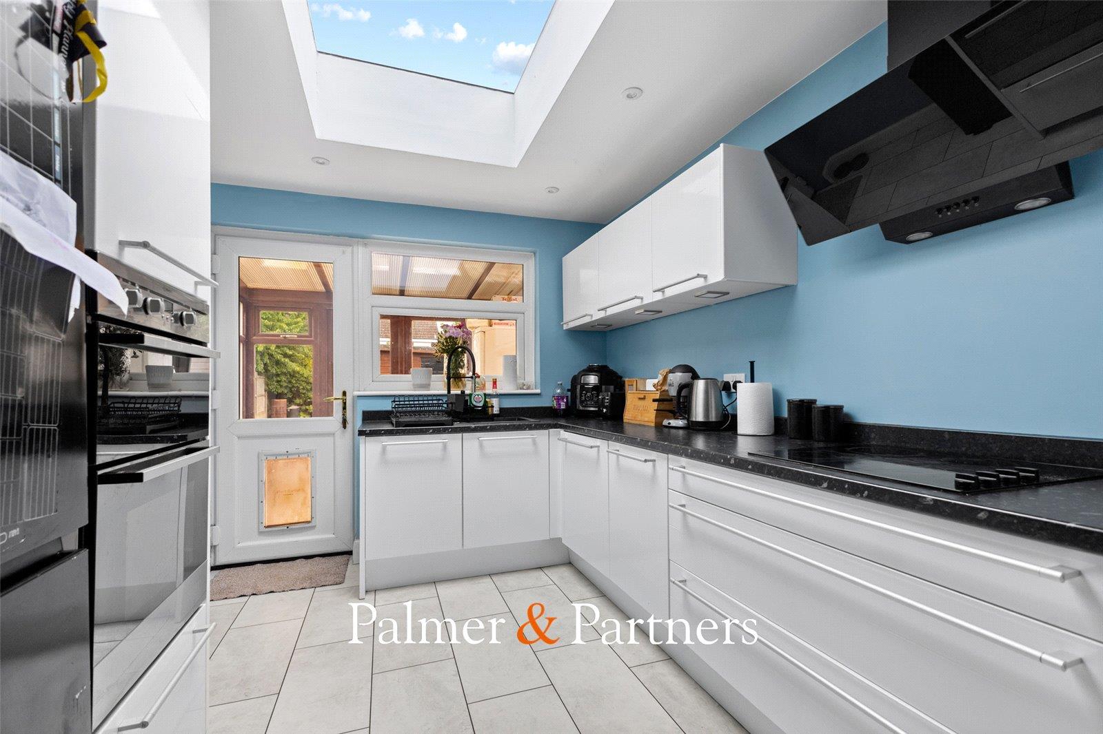 Property Image f7c6e66f-3c7a-49cc-8164-32a078d2bf79