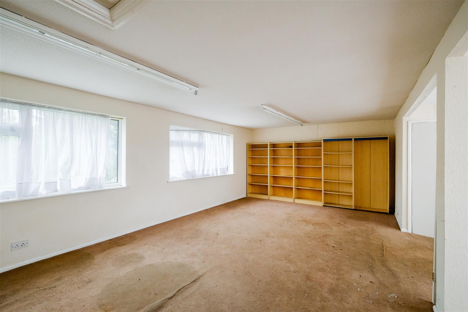 Property Image f7e104a7-e610-427c-8cff-42444350171b
