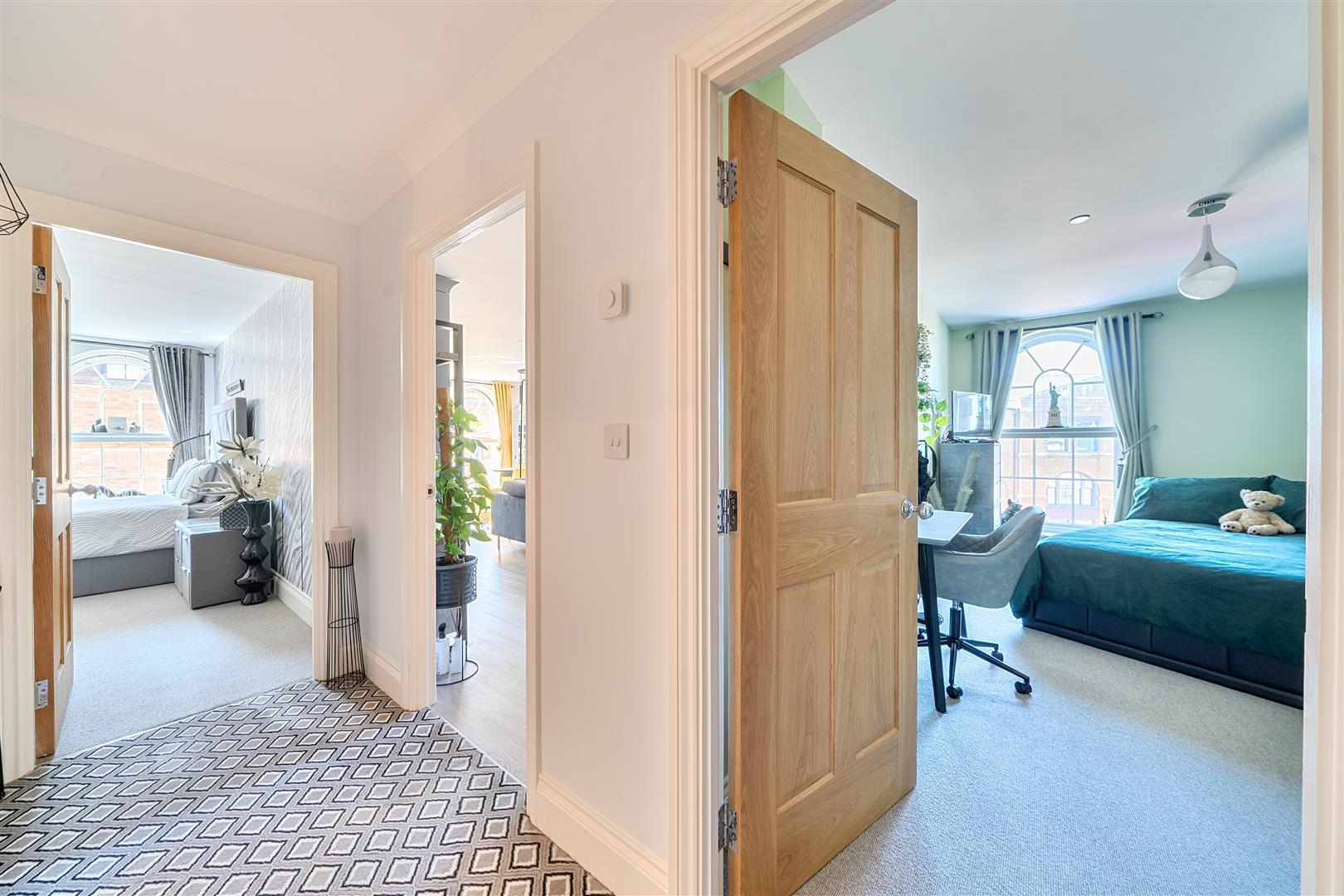 Property Image f7e556f0-a419-4e1c-b0cb-99ea7b660ae8